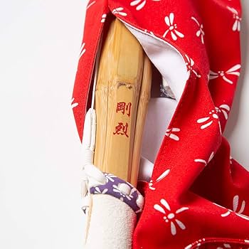 【刀掛けセール品第①弾】 刀掛け 三段 三振り用 三本用 唐草模様 唐木 竹 茶 51zmhMnyGIL.jpg_BO30,255,255,